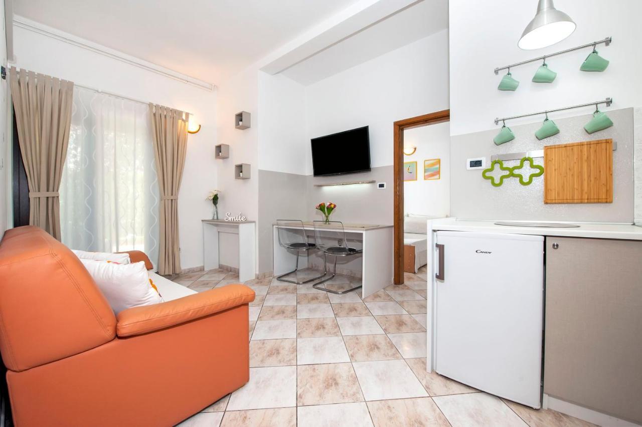 Apartments Milan Rovinj Buitenkant foto