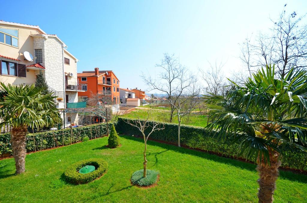 Apartments Milan Rovinj Buitenkant foto