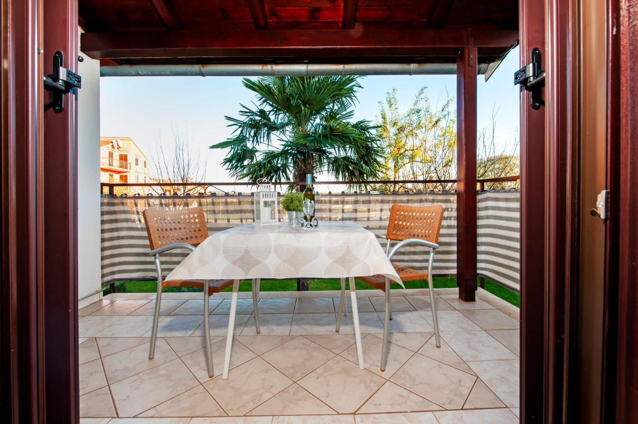 Apartments Milan Rovinj Buitenkant foto